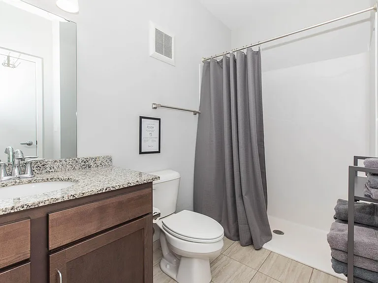 Residence at Discovery Square - 511 3rd Avenue Southwest — Photo 64