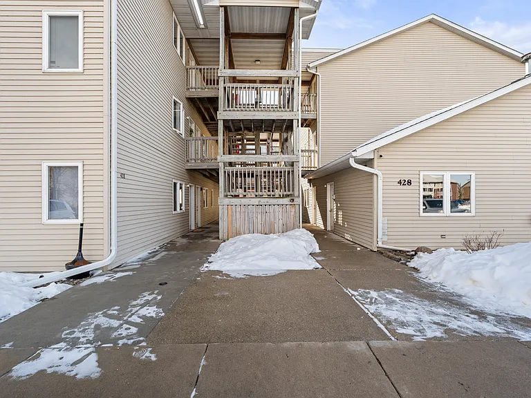 428 Stonehaven Dr #21 — Photo 17