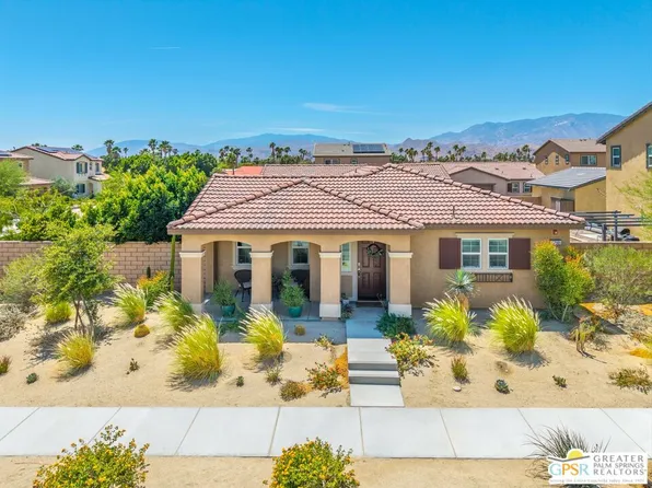 67561 Rio Largo Rd, Cathedral City, CA 92234
