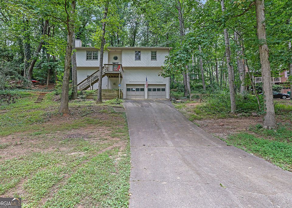1st image of 131 Little Brook Dr
