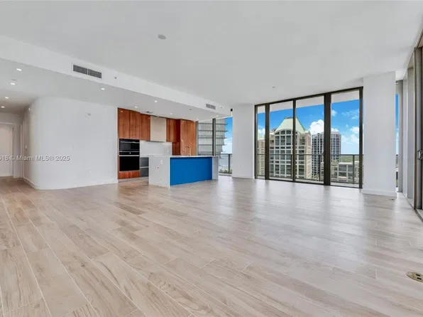 2678 Tigertail Ave, Miami, FL