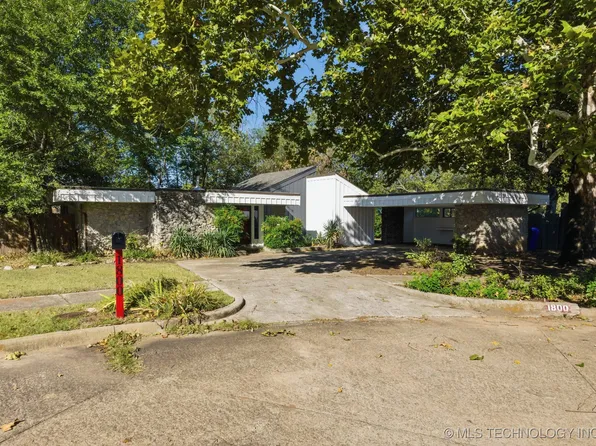 1800 Aiken Ct, Norman, OK 73071