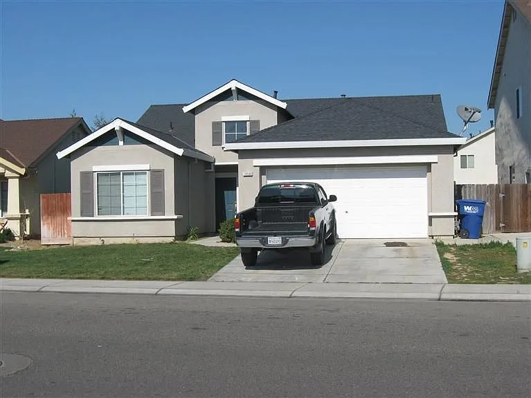 16580 Everton St photo 1