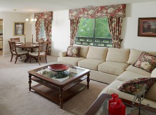 42 Coach Ln, Exton, PA 19341