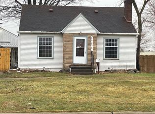 29233 John Hauk St, Garden City, MI 48135