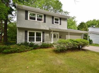 2226 Prairie Rd, Madison, WI 53711