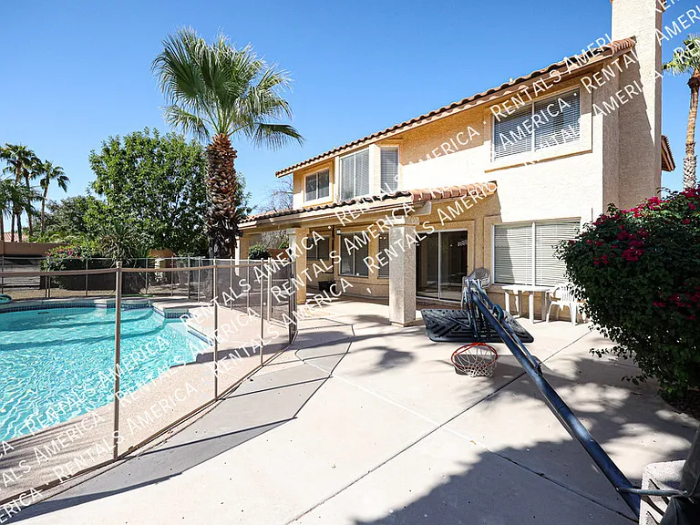 2361 W Myrtle Dr — Photo 30