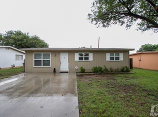 230 Robin Hood Trl, San Angelo, TX 76901
