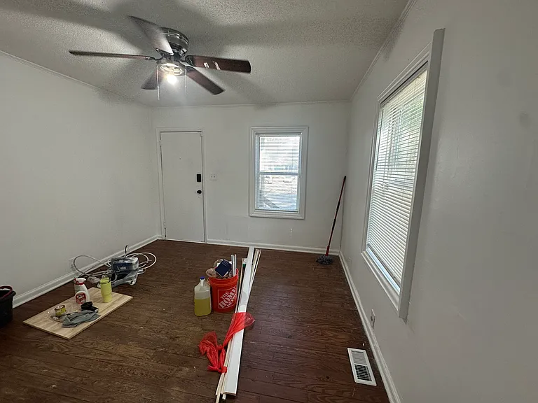 1272 Lyle Pl NW — Photo 10