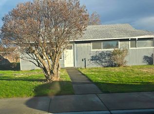 718 S Almira Ave, Connell, WA 99326