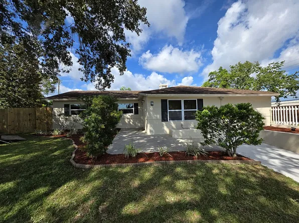 330 Collins St, Ormond Beach, FL 32174