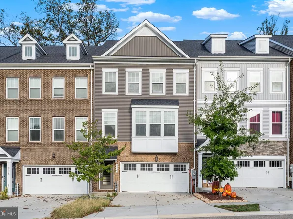8373 Meadowood Dr, Hanover, MD 21076