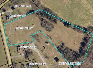 1932 Cane Valley Rd, Columbia, KY 42728