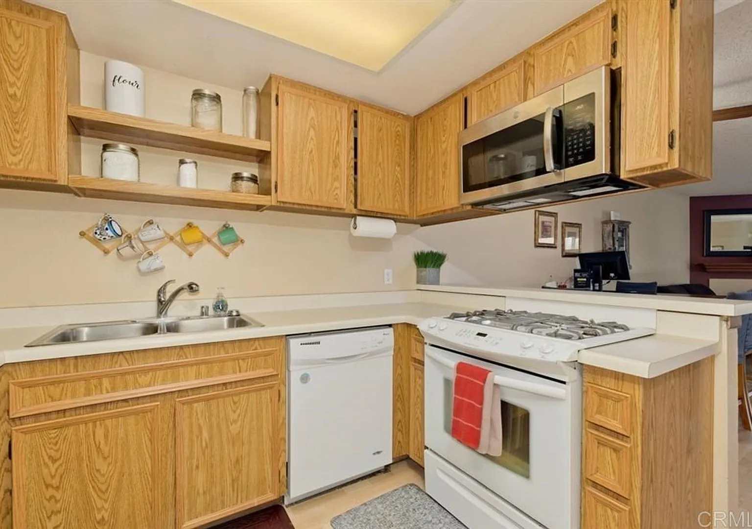 Beautifully Situated 3-Bedroom Condo with Mountain Views in Santee — Photo 1