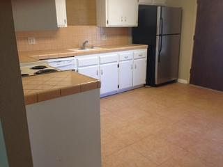 5th image of 6483 N Remington Ave