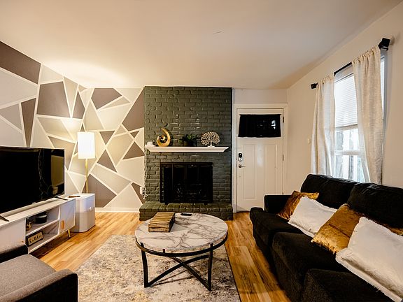 2nd image of 2603 Parker Ln #B