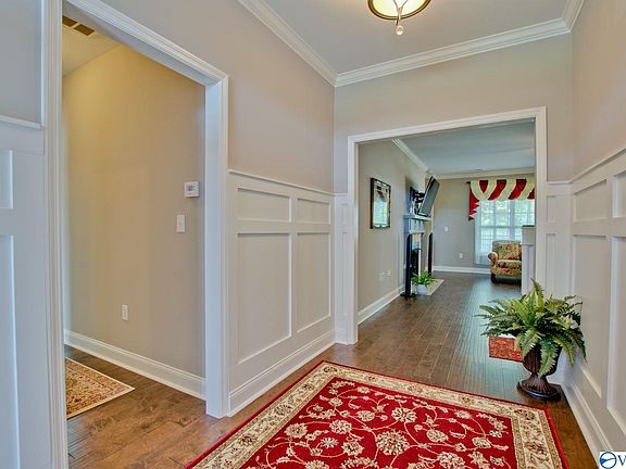 4th image of 4533 Blairmont Dr SE