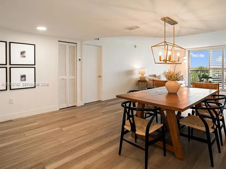 210 Sea View Dr #501 — Photo 7