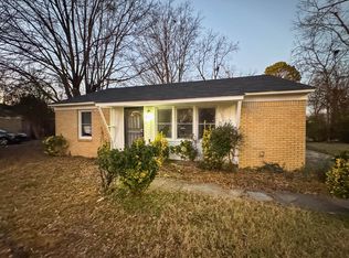 400 Loraine Rd, Memphis, TN 38109