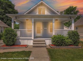 733 Comfort St, Lansing, MI 48915