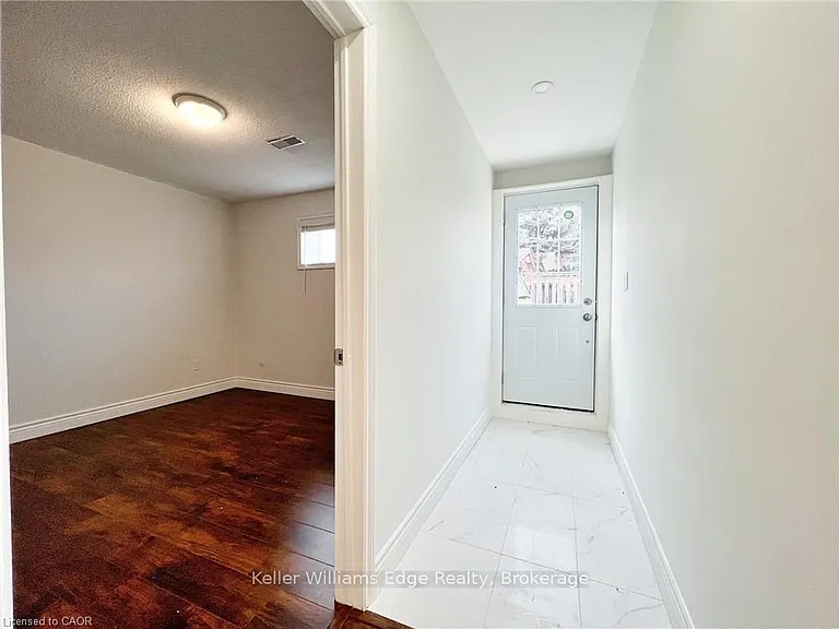 127 1st Rd W #LOWER — Photo 15