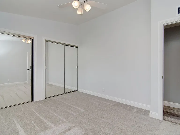980 Presidio Dr — Photo 8
