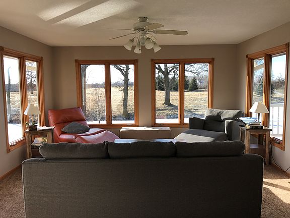 Main Floor 4 Seasons Room