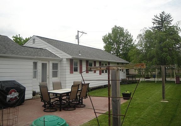 2nd image of 40 N Wenrick St