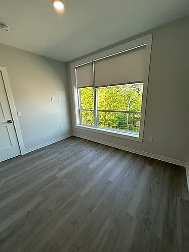 Residences at Sharon Gallery — Photo 98