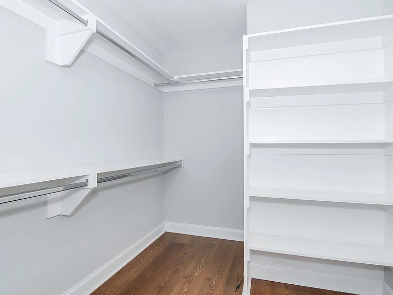 344 Colonnades Dr — Photo 51