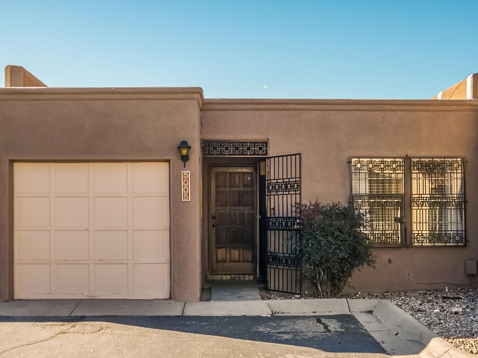1st image of 5005 La Fiesta Dr NE