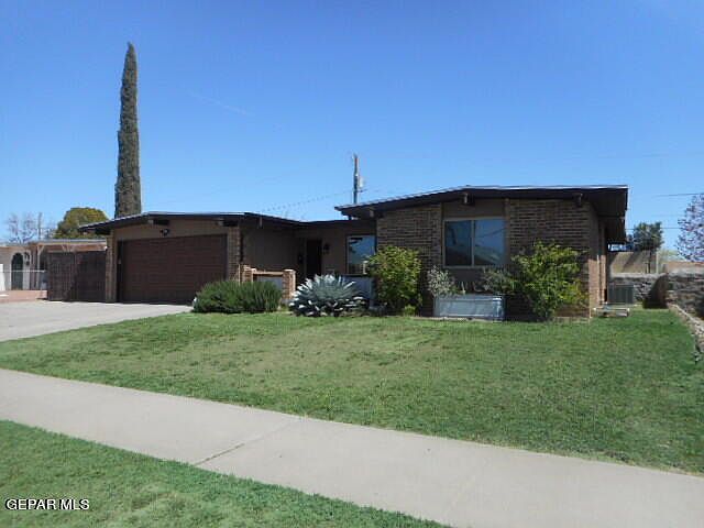 1st image of 2804 Cabot Pl