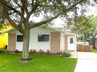 2184 Fairway Villas Ln S, Atlantic Beach, FL 32233