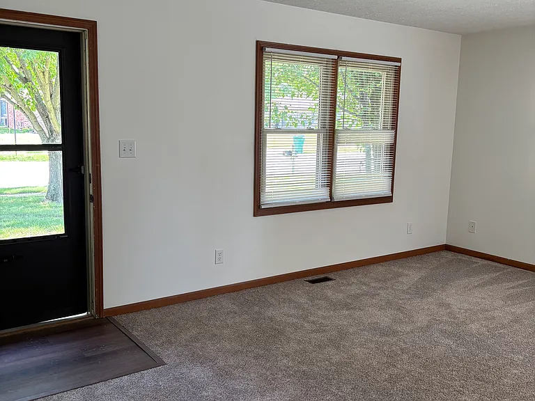 157 Sycamore St #1 — Photo 2