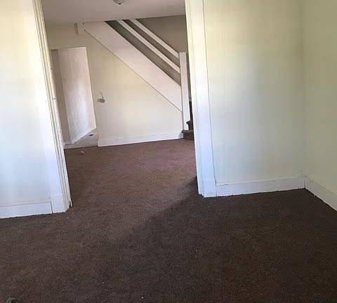 3rd image of 325 N Beville Ave
