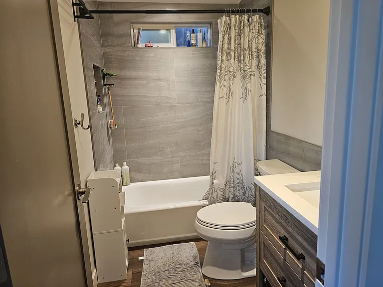5402 Hazelbrook Ave #2 — Photo 5