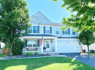 1011 Misty Brook Ln, Joliet, IL 60432