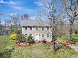 15 Riverside Dr, Mansfield, MA 02048