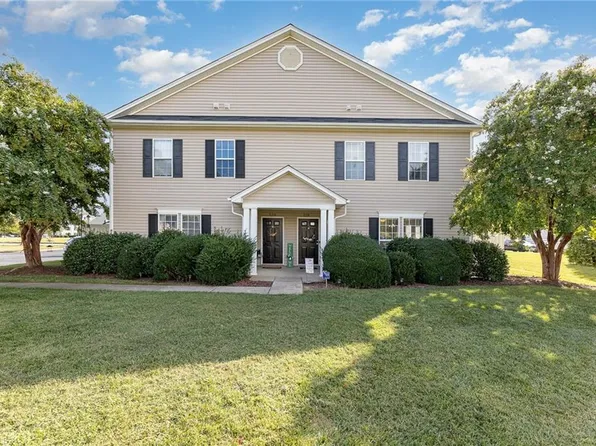 208 Geoffrey Way, Kernersville, NC 27284