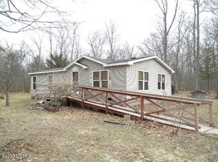 1551 E Wilke Rd, Rothbury, MI 49452