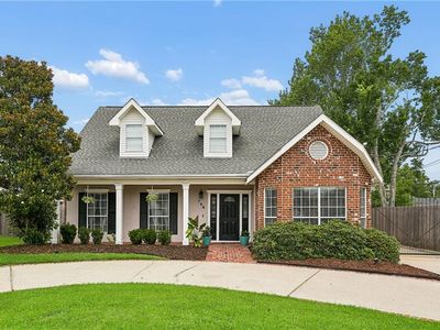708 Moss Ln, River Ridge, LA, 70123