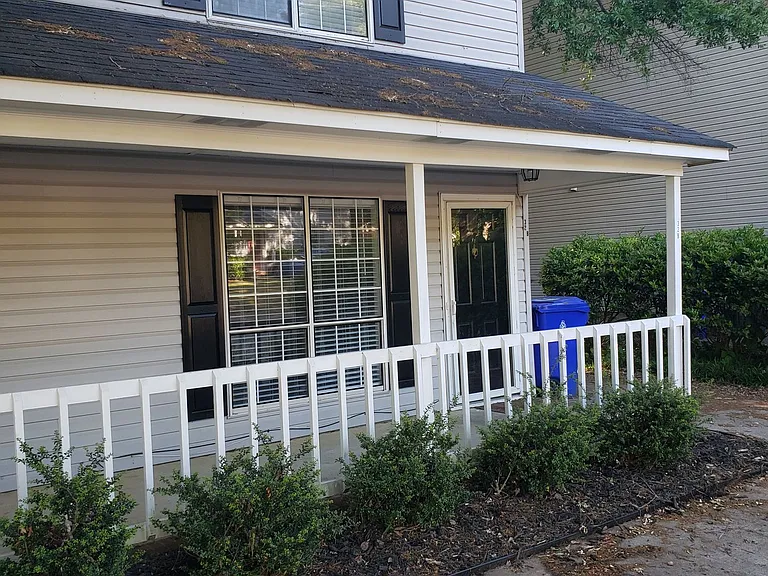 32 Huntsfield Dr #B — Photo 2