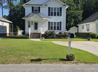 215 Grays Ln, White Lake, NC 28337