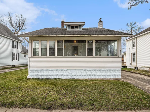 1320 Oak St, Niles, MI 49120