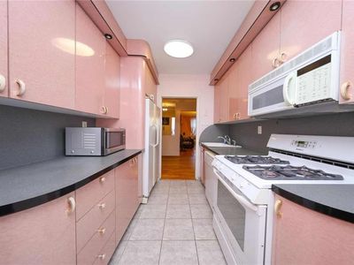 702 Kathleen Pl APT 6E, Brooklyn, NY, 11235