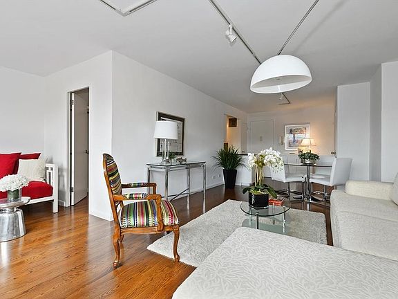 2nd image of 79 W 12th St APT 9B