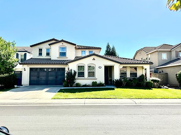 4th image of 9817 Collie Way