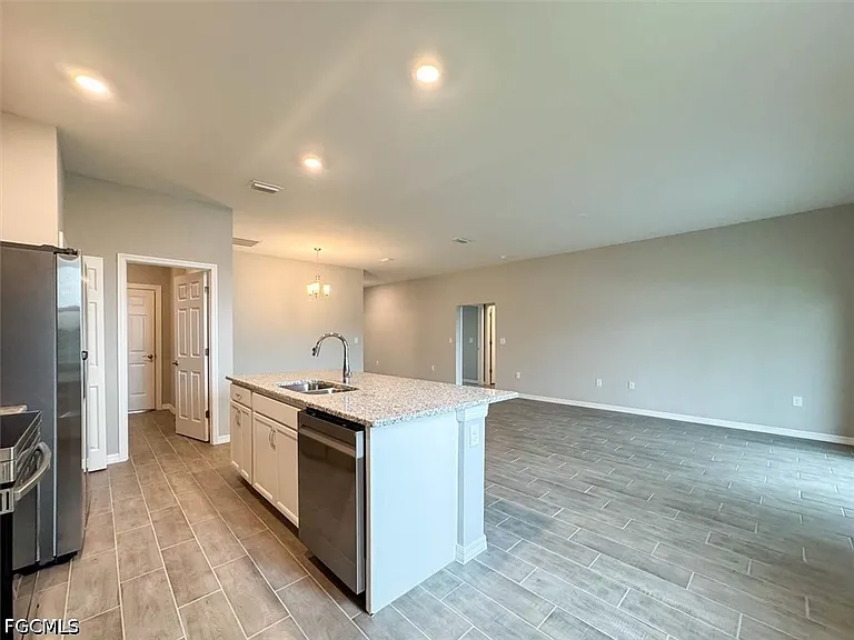 512 NW 25th Ave — Photo 17