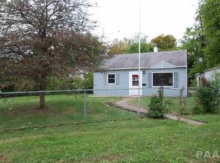1433 N 5th St, Chillicothe, IL 61523