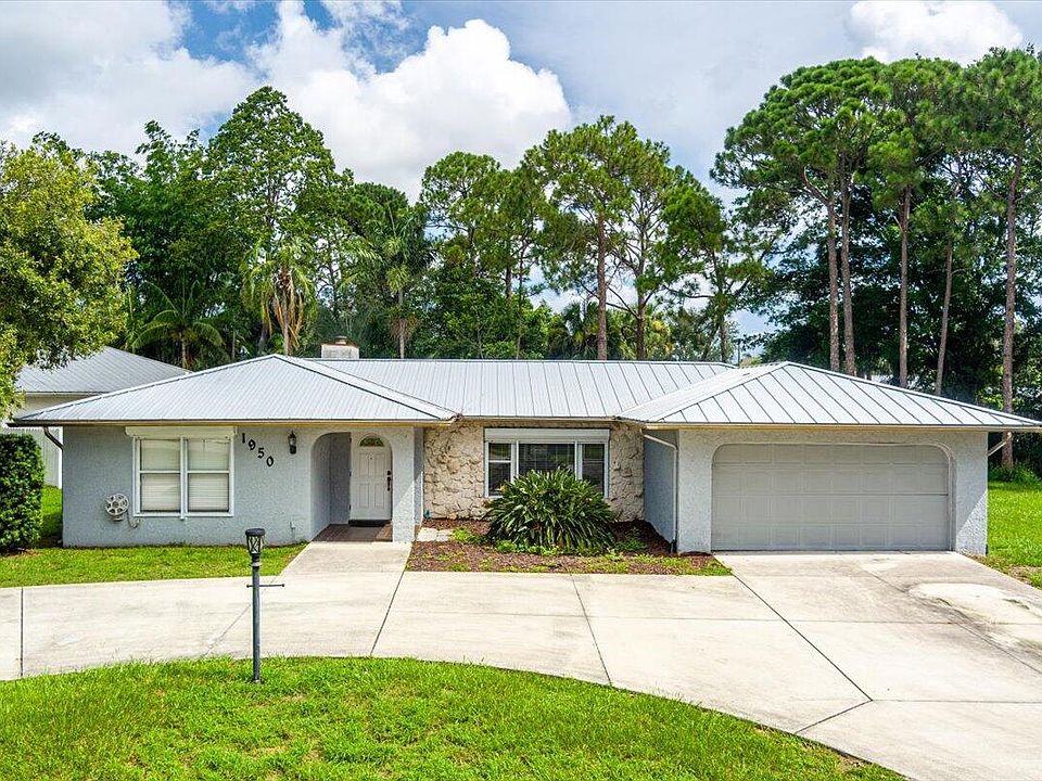 1st image of 1950 SE Crowberry Drive